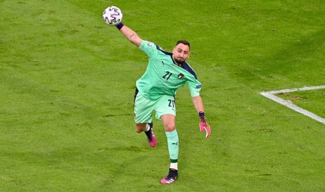 哈曼认为拜仁应全力签下多纳鲁马，哪怕其年薪要求高达2000万欧元