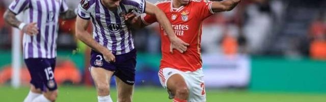 例行检查还是人格羞辱？本菲卡主场安保奇葩搜身