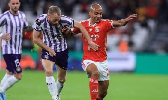 例行检查还是人格羞辱？本菲卡主场安保奇葩搜身