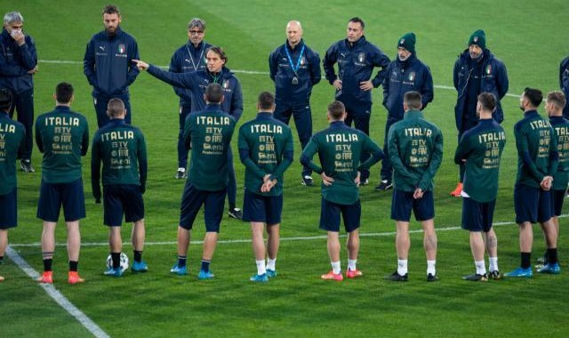 开云体育-意大利更新28人名单：小基恩落选 切尔西两将入队